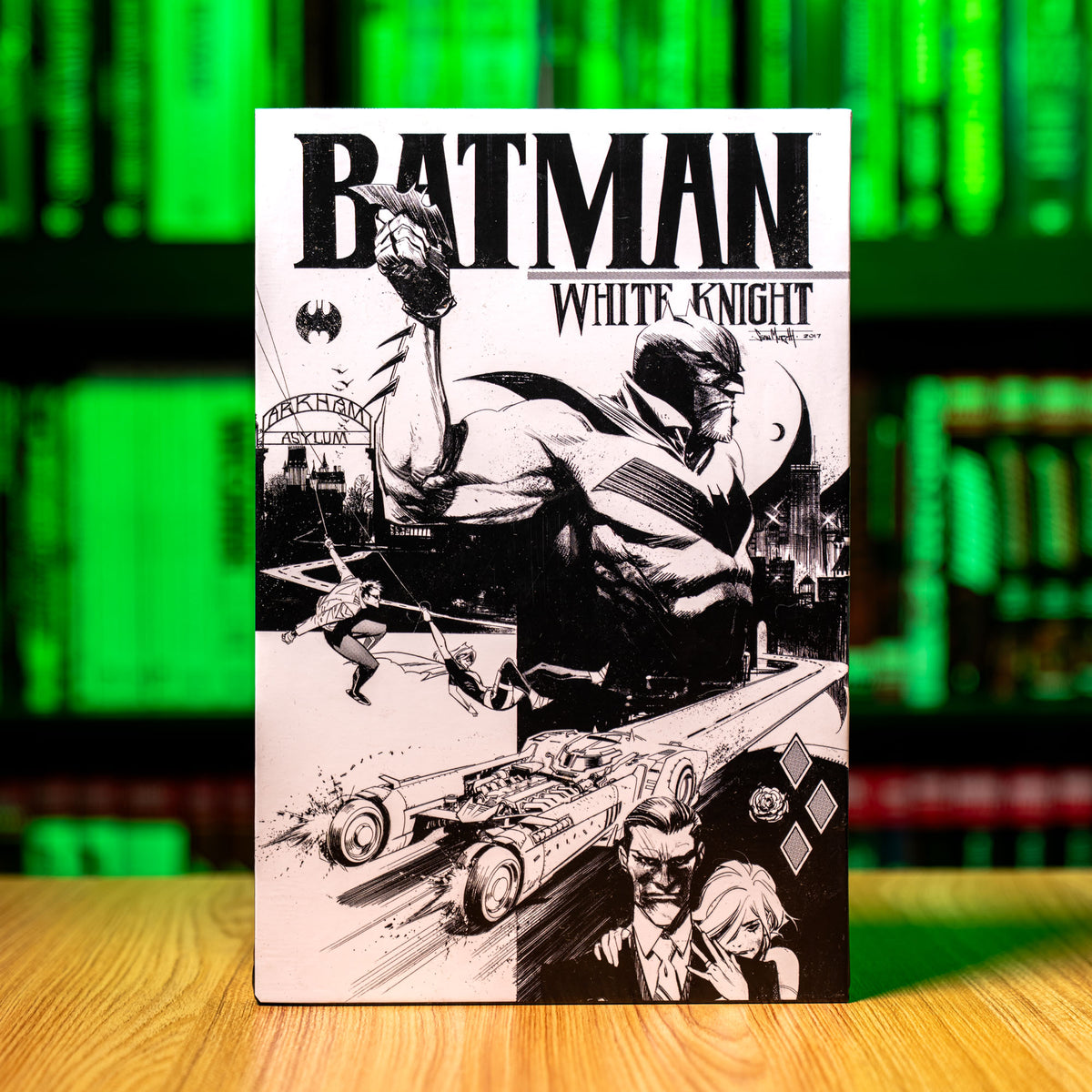 Batman: White Knight: Absolute Edition