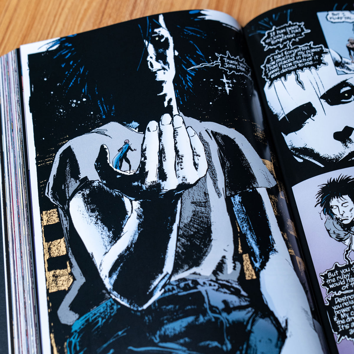 ABSOLUTE SANDMAN VOL 1 HC (MR)