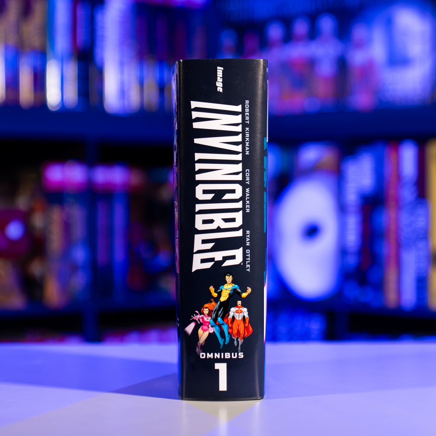 INVINCIBLE OMNIBUS HC VOL 01