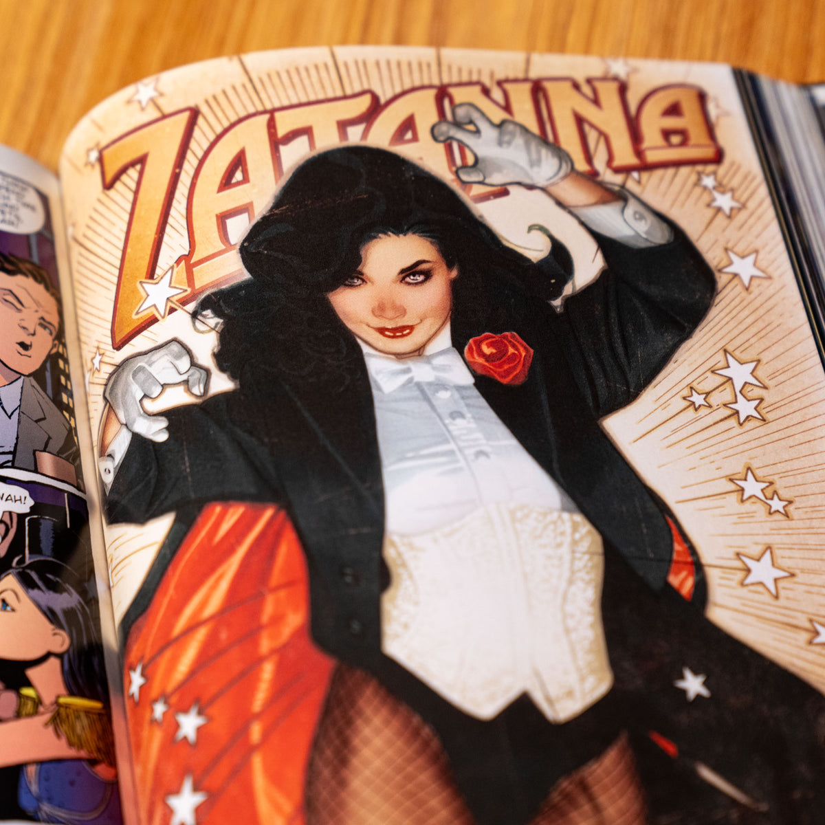 Zatanna by Paul Dini Omnibus
