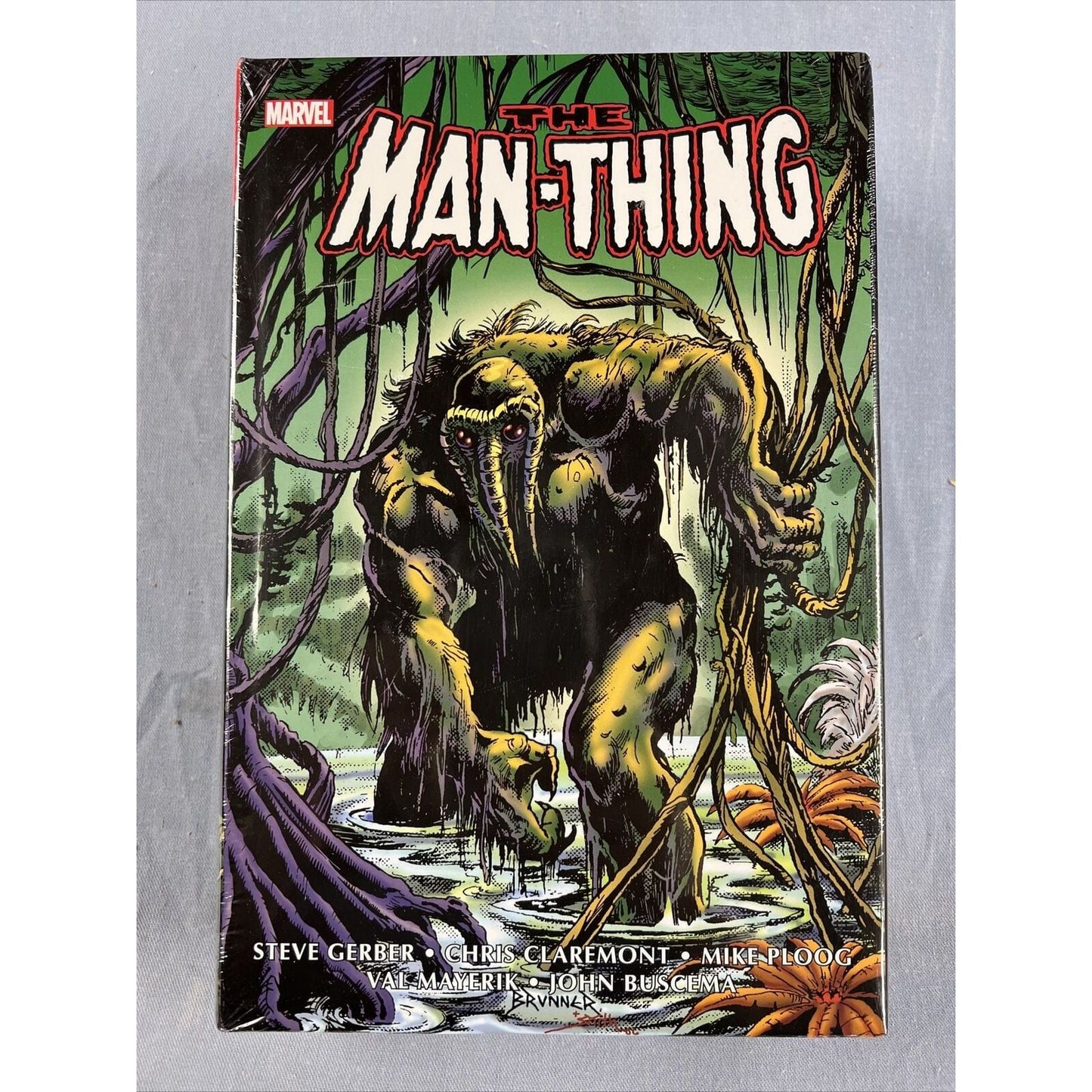 MAN-THING OMNIBUS HC BRUNNER COVER [NEW PRINTING, DM ONLY]